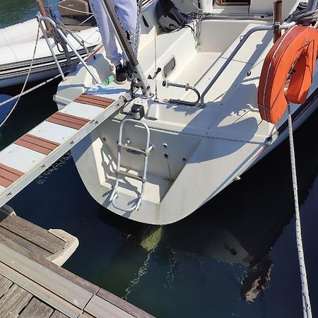 Bateau A Quai St Raphael, 4 Couchages , Voilier Etap 28I Otel Saint-Raphaël Dış mekan fotoğraf